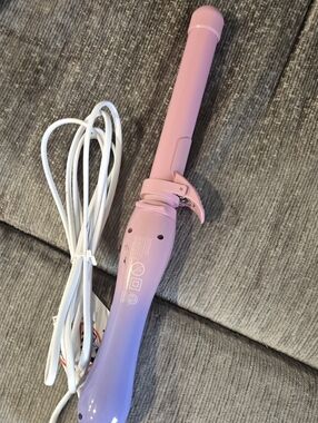 Beachwaver B1 Hair Tool - Rotating